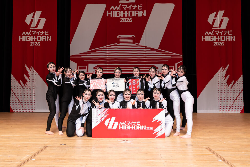 [lARGE 銀賞]聖望学園高等学校 / Blume