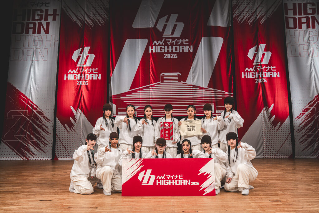 [LARGE 銀賞]静岡県立浜松東高等学校 / STILL TIGHT